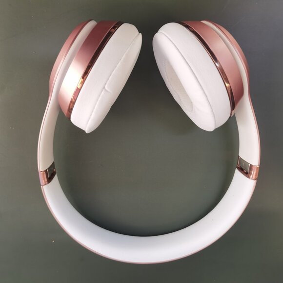 Beats Solo3 Wireless Headband Bluetooth Bass Used Running 98 New - Picture 8 of 15